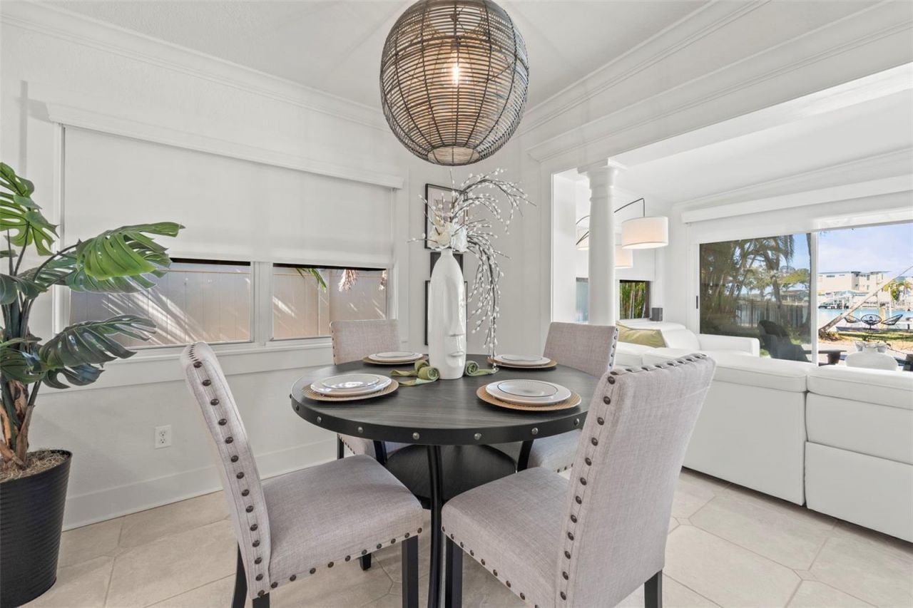 402 161st Avenue, Redington Beach, FL 33708 Photo