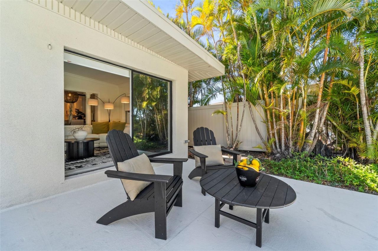 402 161st Avenue, Redington Beach, FL 33708 Photo