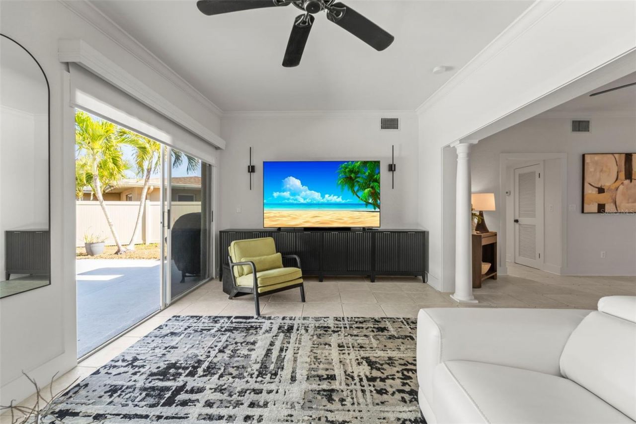 402 161st Avenue, Redington Beach, FL 33708 Photo