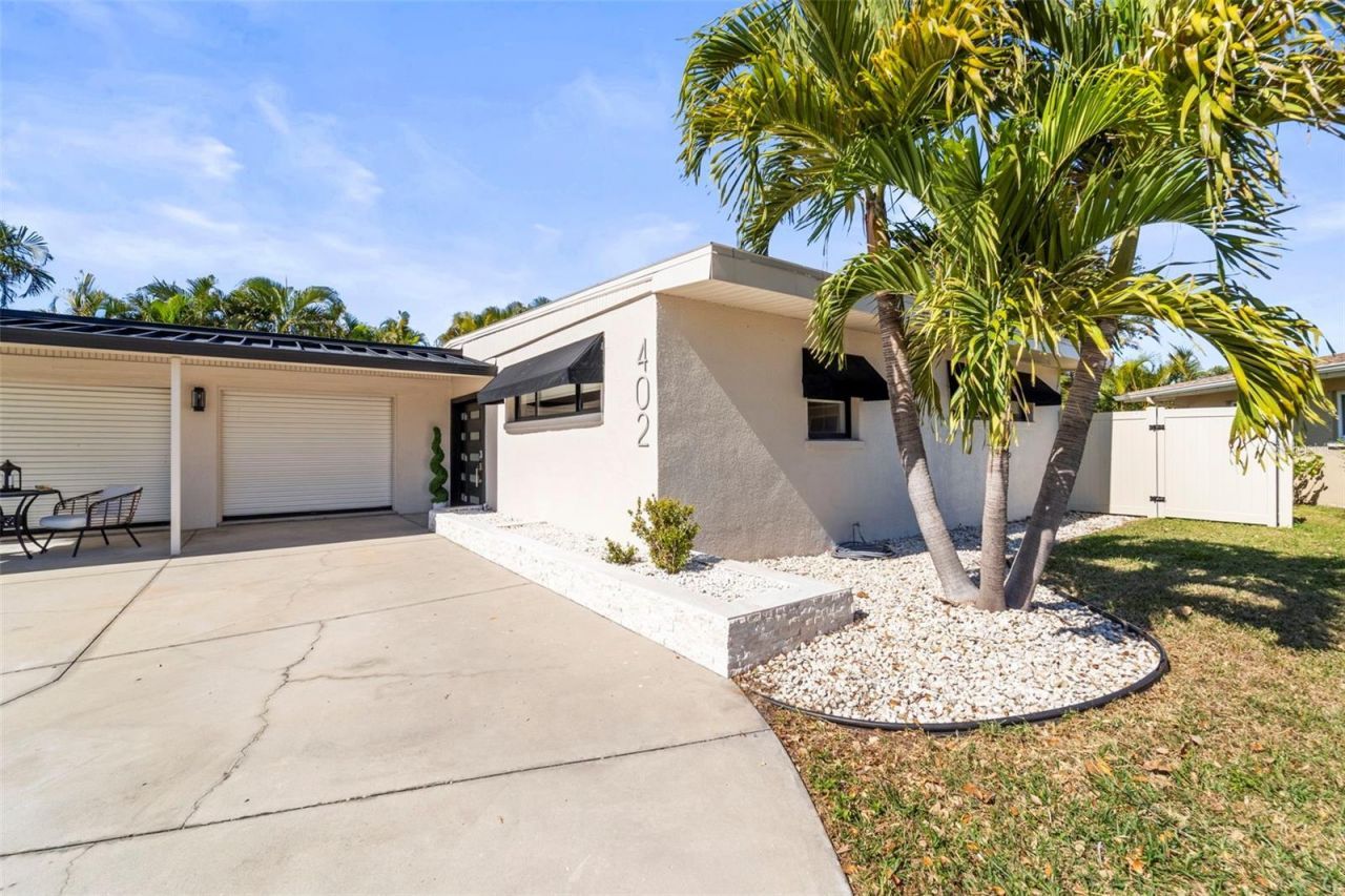 402 161st Avenue, Redington Beach, FL 33708 Photo