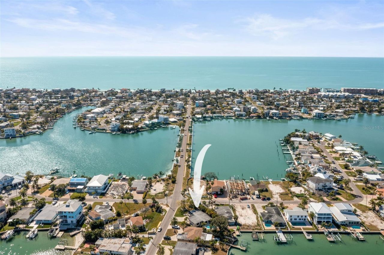 402 161st Avenue, Redington Beach, FL 33708 Photo