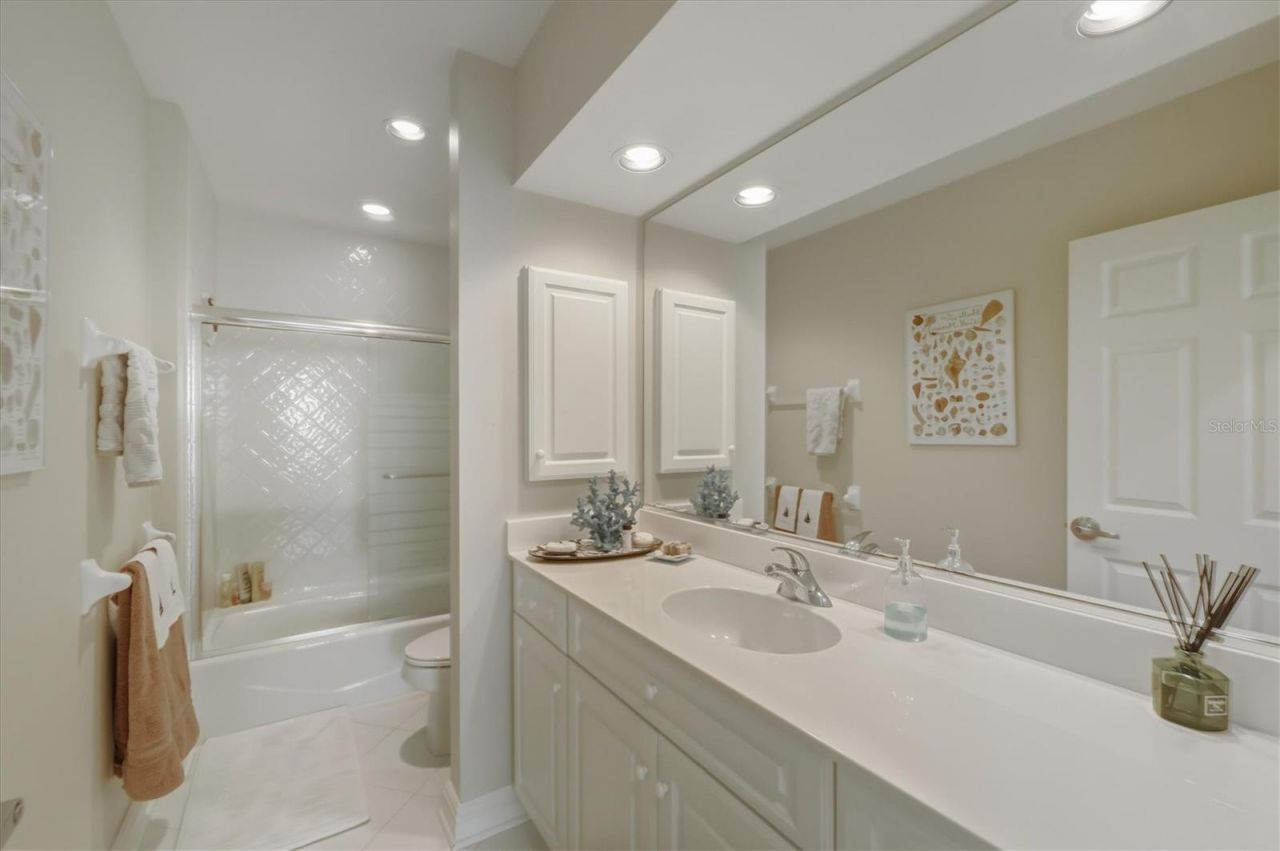 767 S Harbor Drive, Unit 1B, Boca Grande, FL 33921 Photo