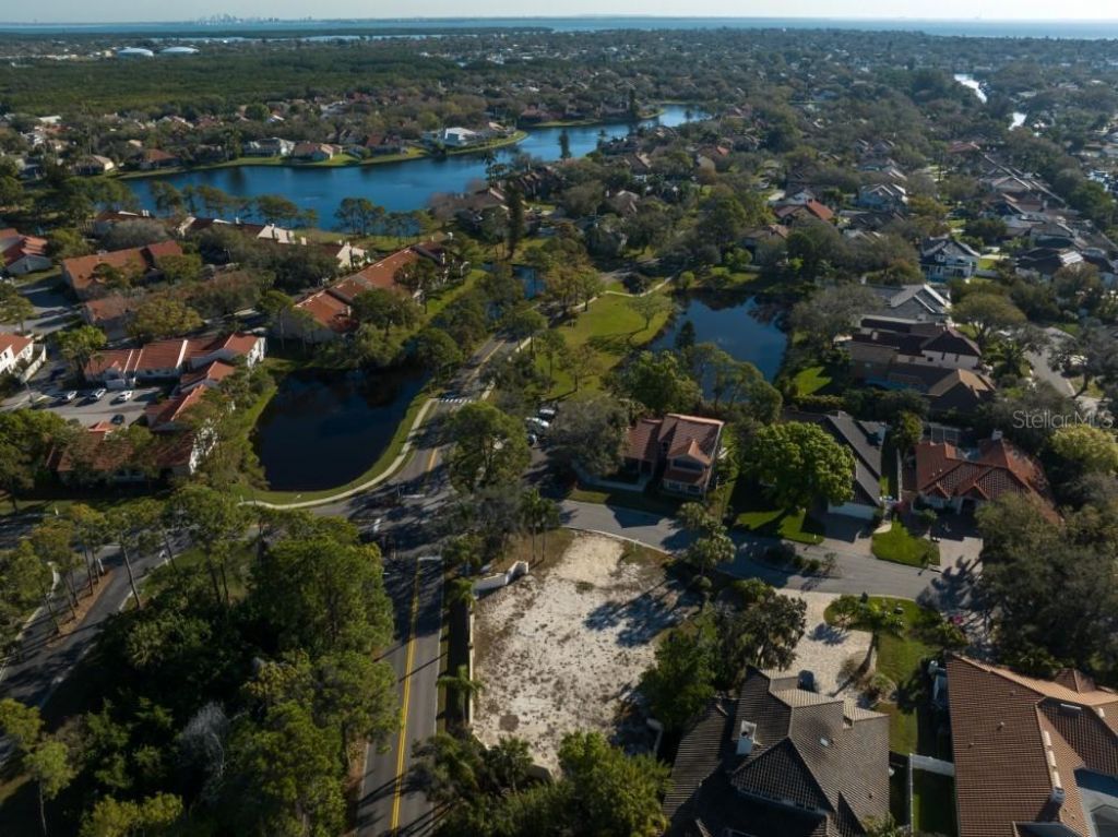 4690 Laurel Oak Lane Ne, Saint Petersburg, FL 33703 Photo