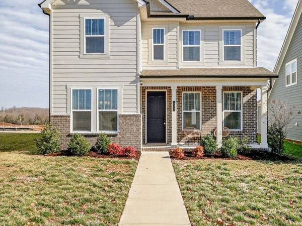 917 Nance Ln, Lebanon, TN 37087
