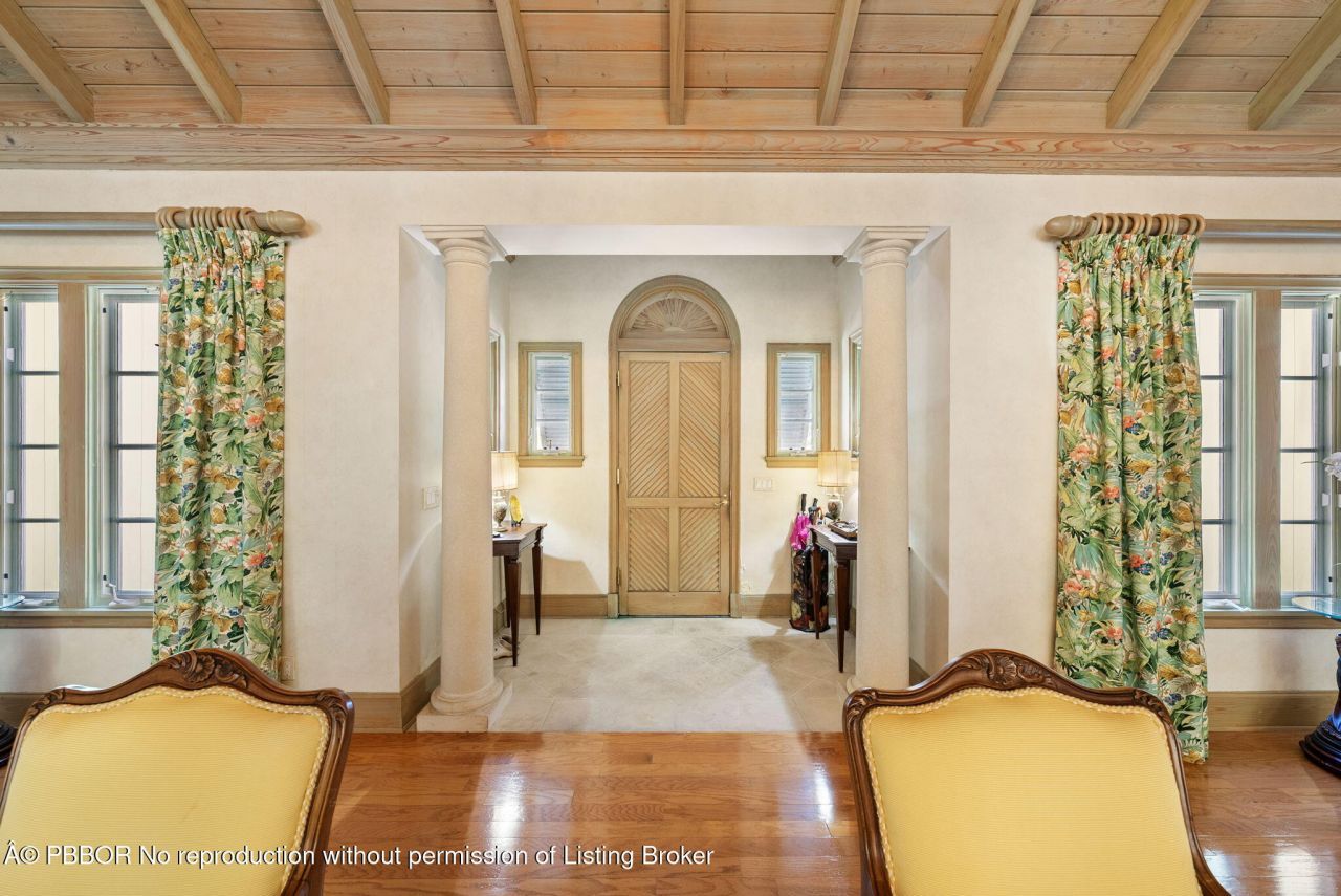 240 Tangier Avenue, Palm Beach, FL 33480 Photo