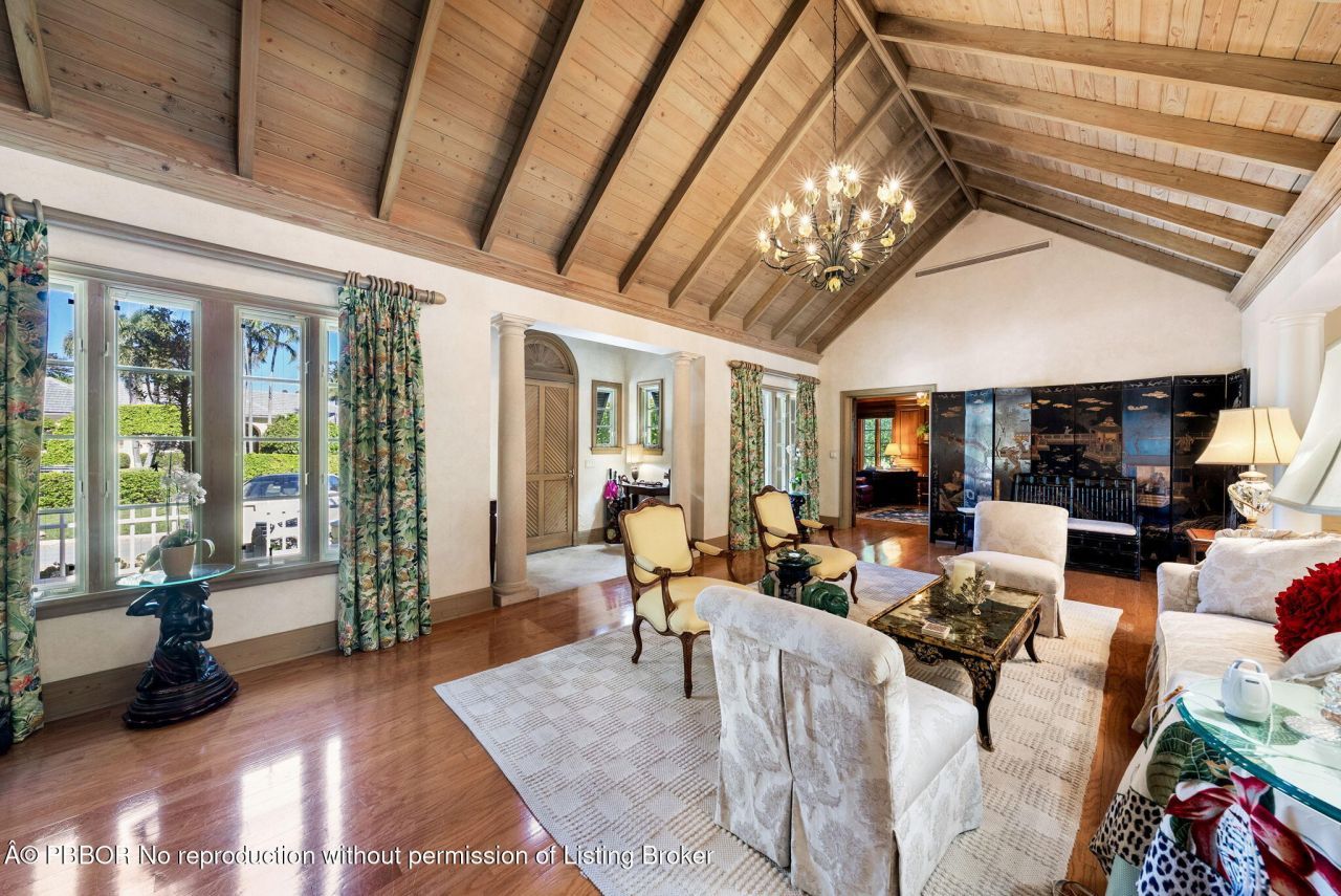 240 Tangier Avenue, Palm Beach, FL 33480 Photo