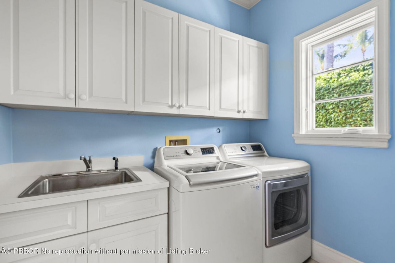 240 Tangier Avenue, Palm Beach, FL 33480 Photo