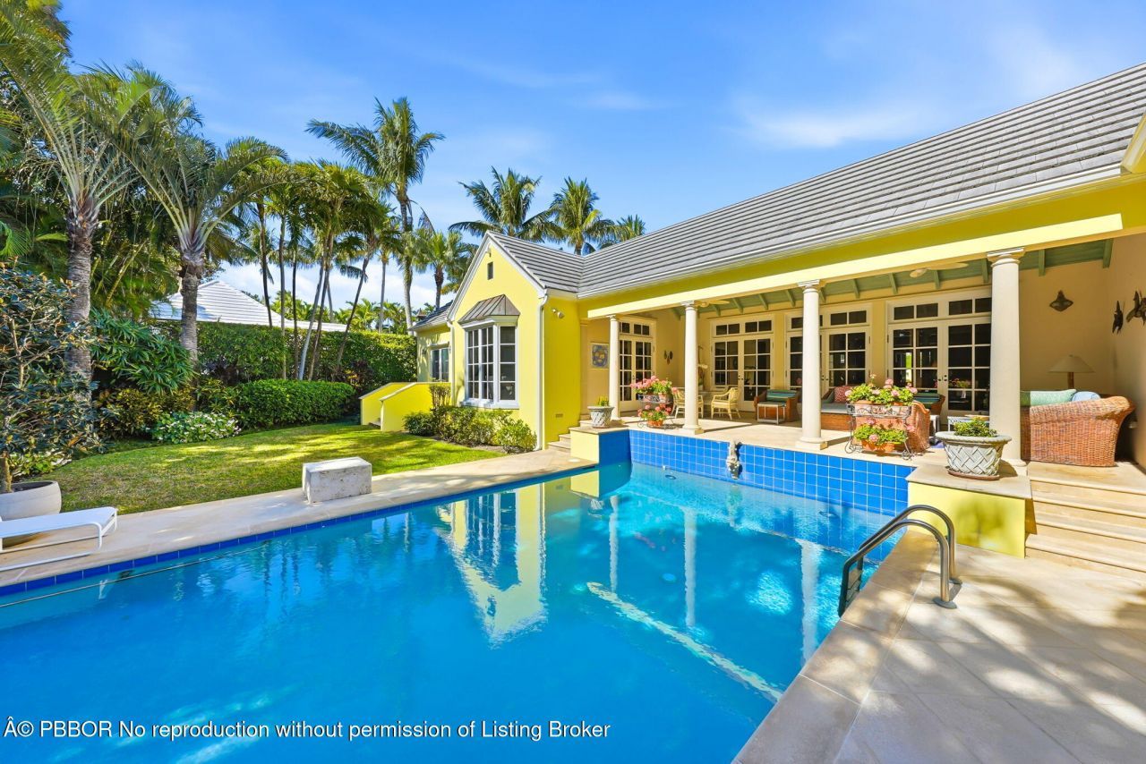 240 Tangier Avenue, Palm Beach, FL 33480 Photo