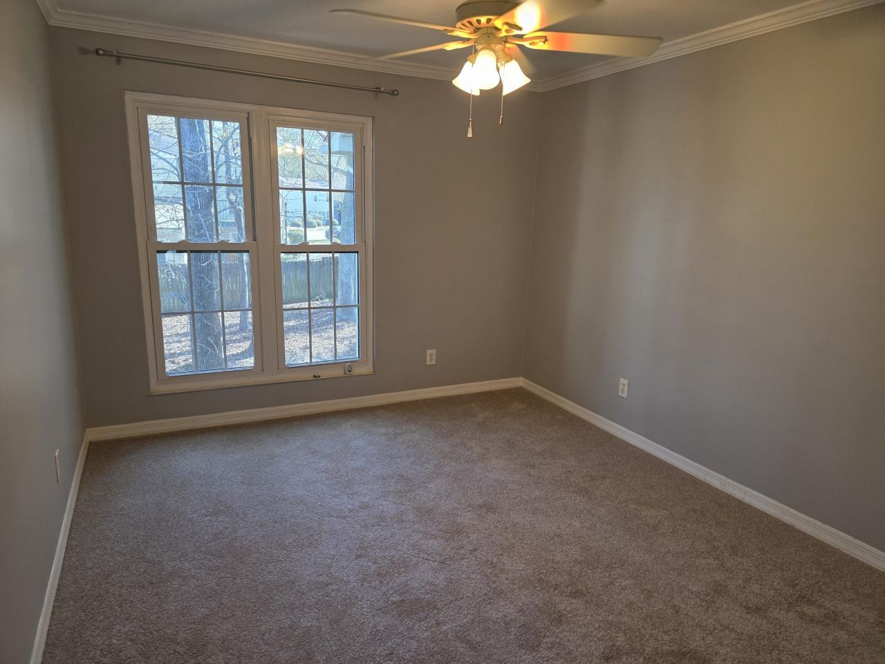 1872 Montclair Drive Photo 28