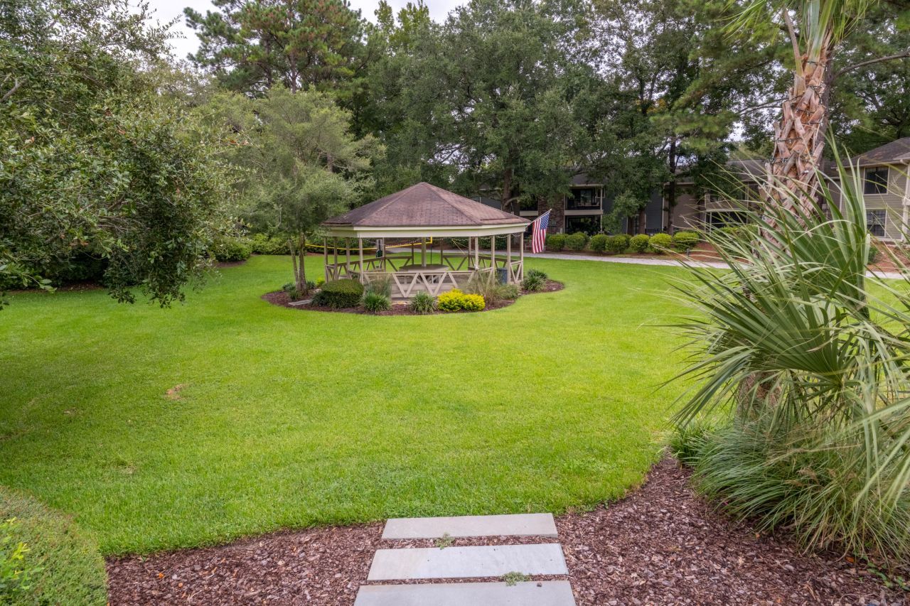 1872 Montclair Drive Photo 49