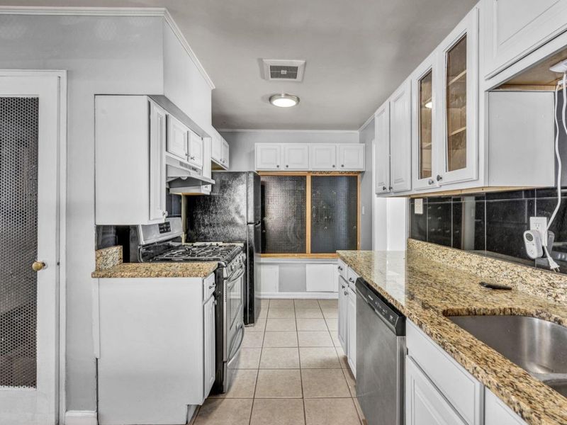 845 Exeter Road, Columbus, OH 43213 Photo 18