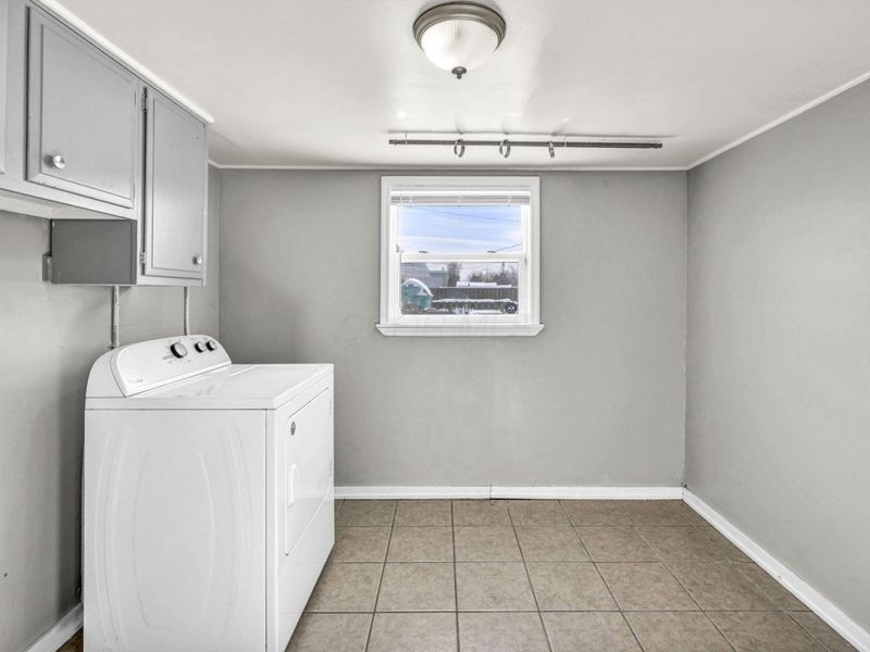 845 Exeter Road, Columbus, OH 43213 Photo 24