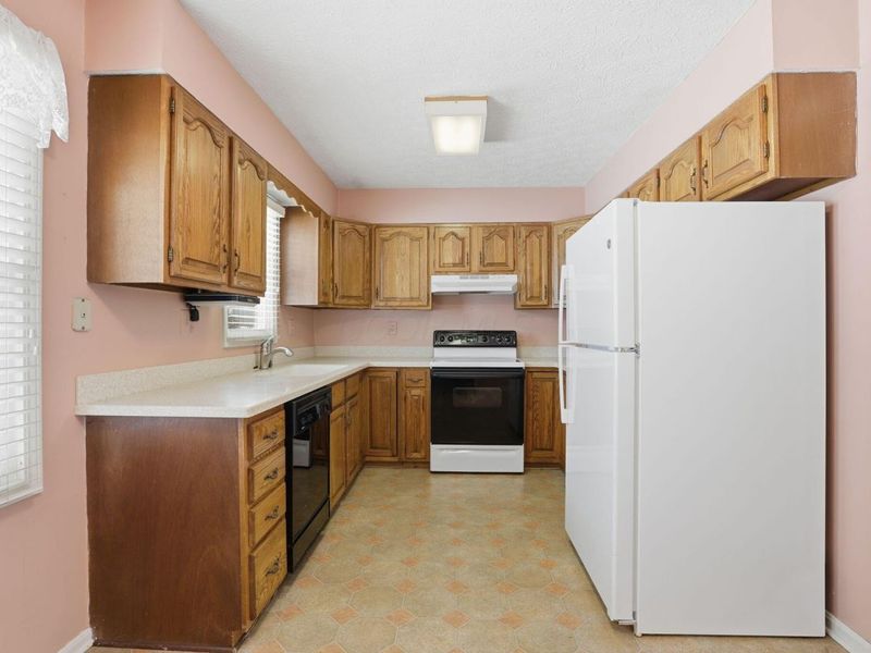 602 Deanna Stroll Road, Heath, OH 43056 Photo 10