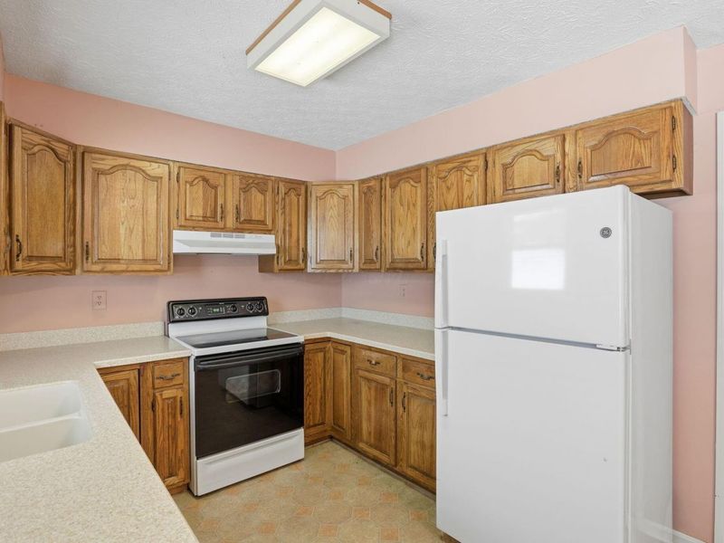 602 Deanna Stroll Road, Heath, OH 43056 Photo 11