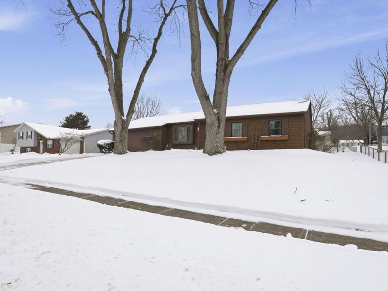 602 Deanna Stroll Road, Heath, OH 43056 Photo 3