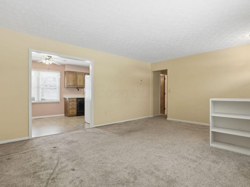 602 Deanna Stroll Road, Heath, OH 43056 Photo 7