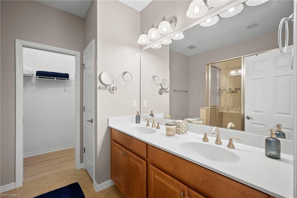 23520 Alamanda Dr, Unit 202, Estero, FL 34135 Photo