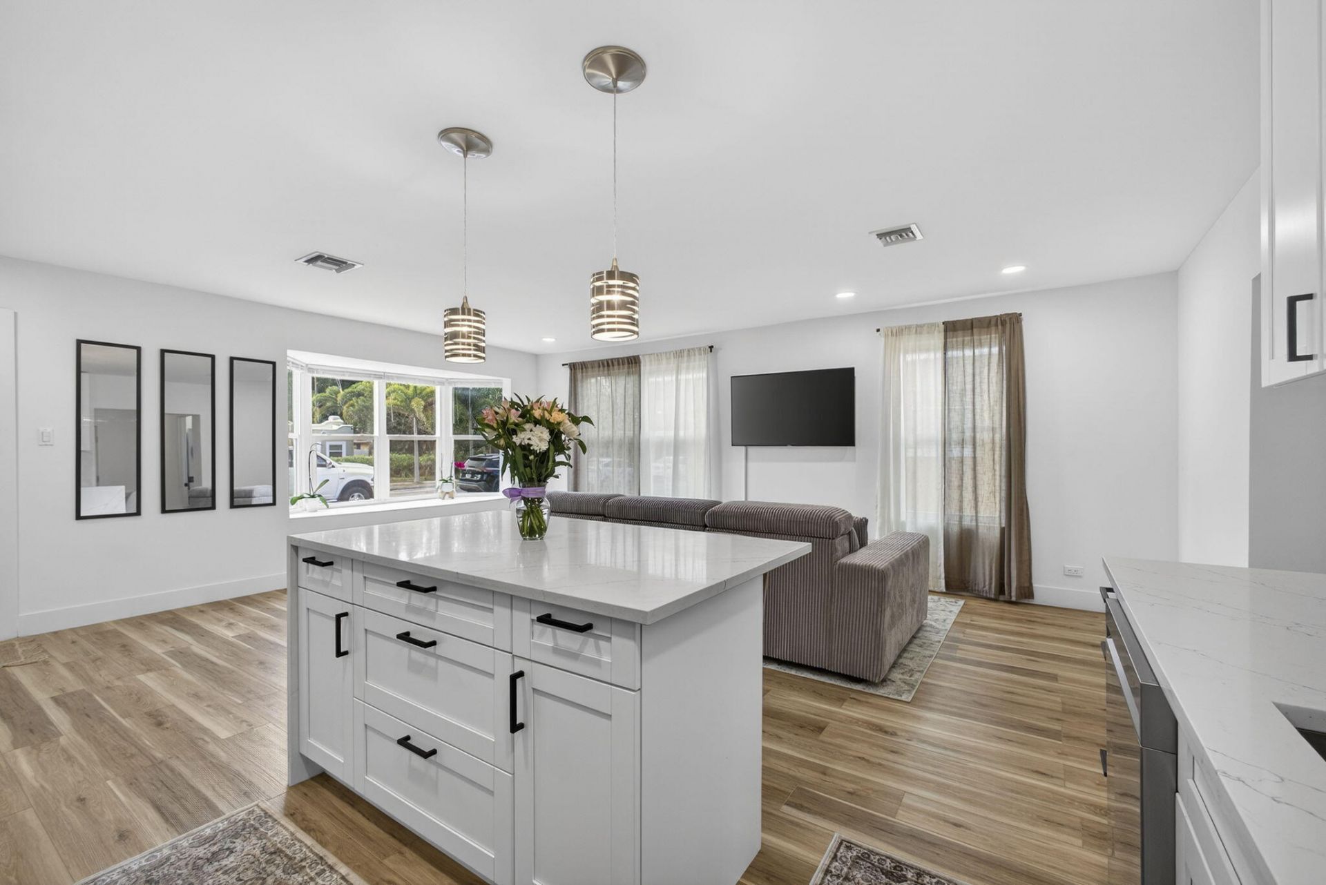 701 37th Street, West Palm Beach, FL 33407 Photo