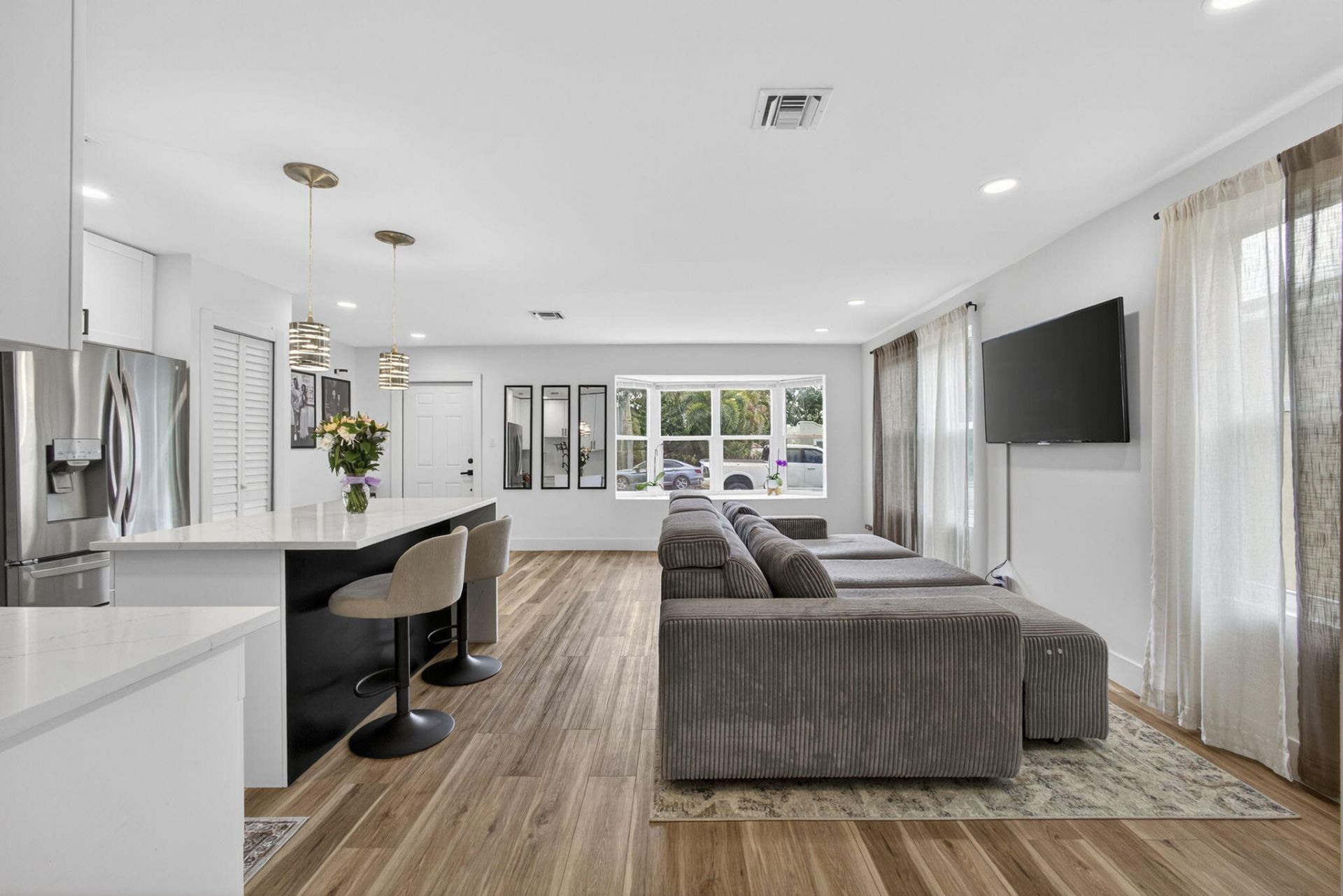 701 37th Street, West Palm Beach, FL 33407 Photo