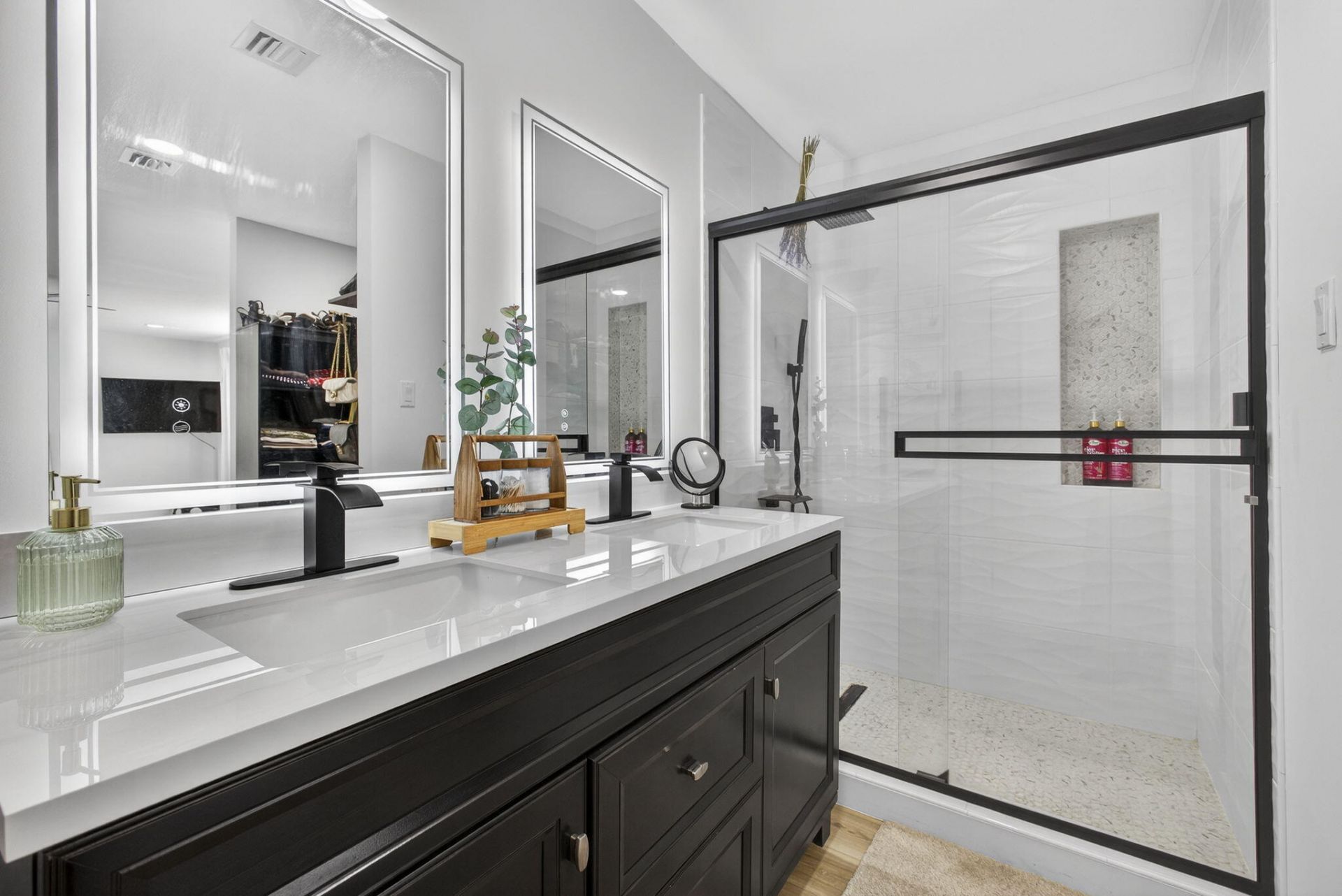 701 37th Street, West Palm Beach, FL 33407 Photo