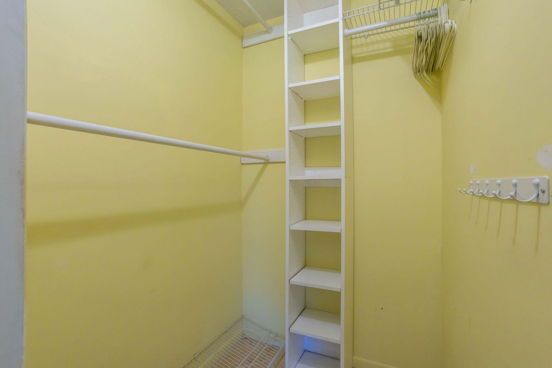 250 High Point Court, Unit B, Boynton Beach, FL 33435 Photo