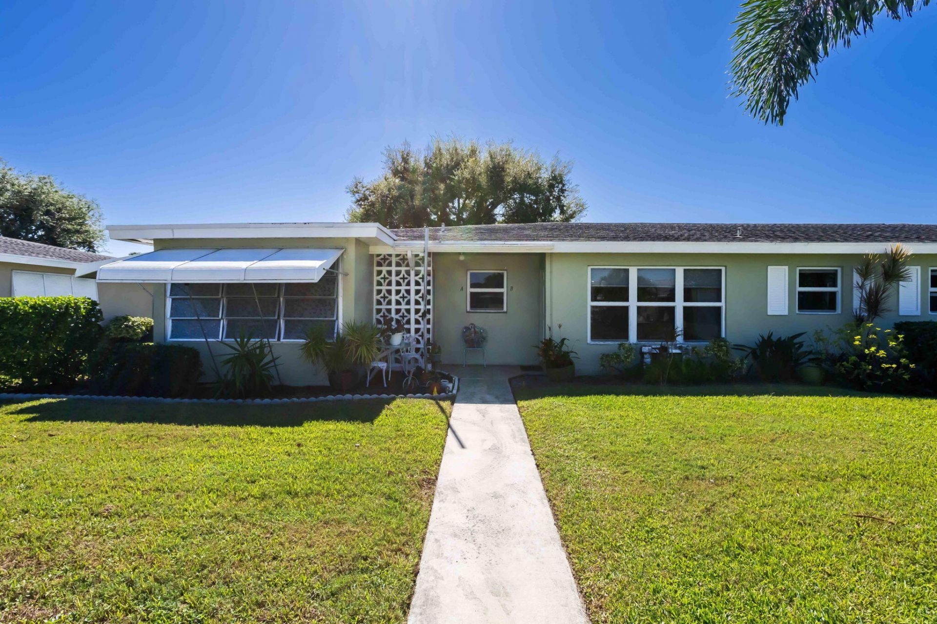 250 High Point Court, Unit B, Boynton Beach, FL 33435 Photo