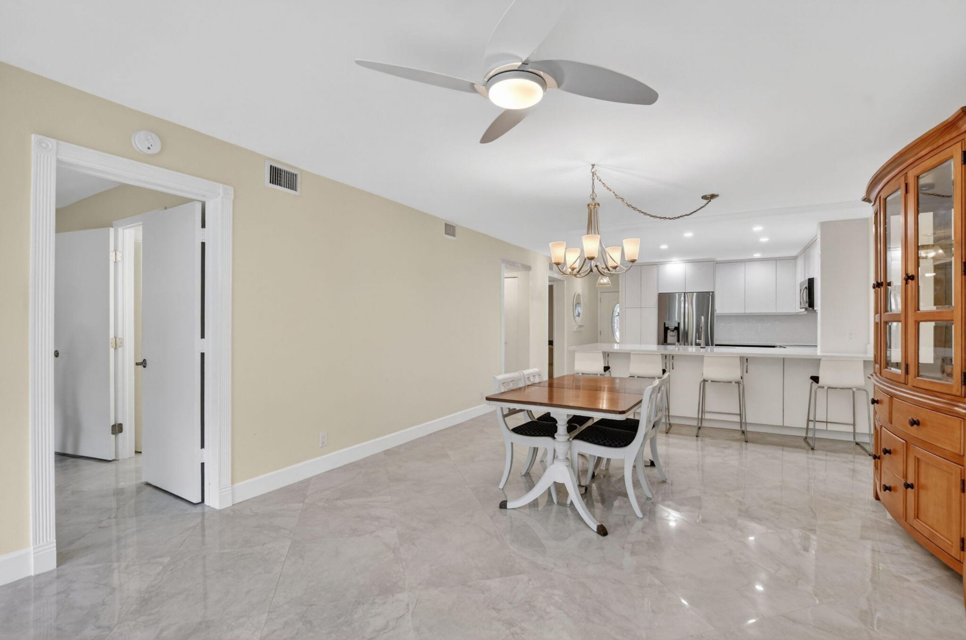 9245 Flynn Circle, Unit 7, Boca Raton, FL 33496 Photo