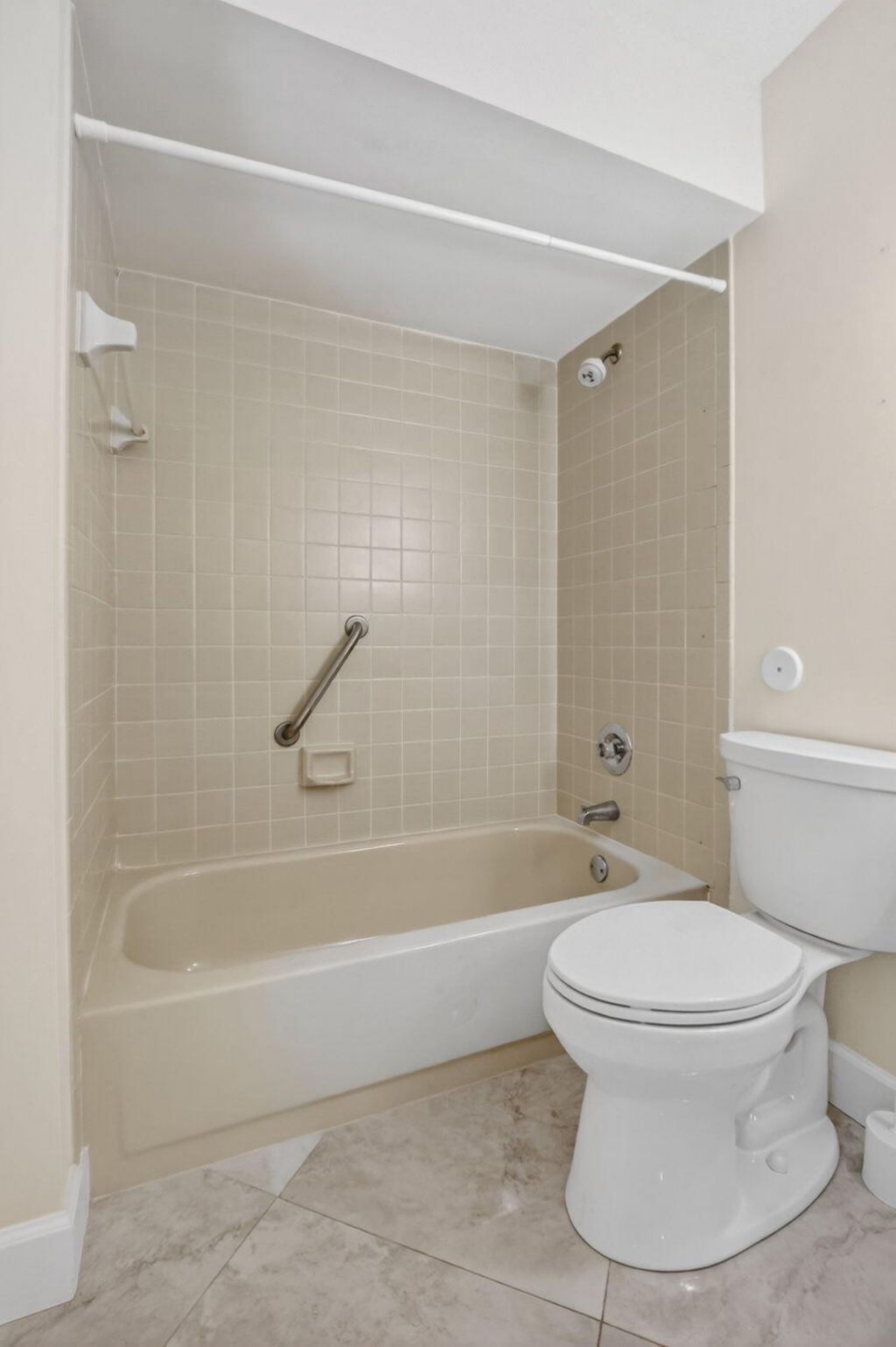 9245 Flynn Circle, Unit 7, Boca Raton, FL 33496 Photo