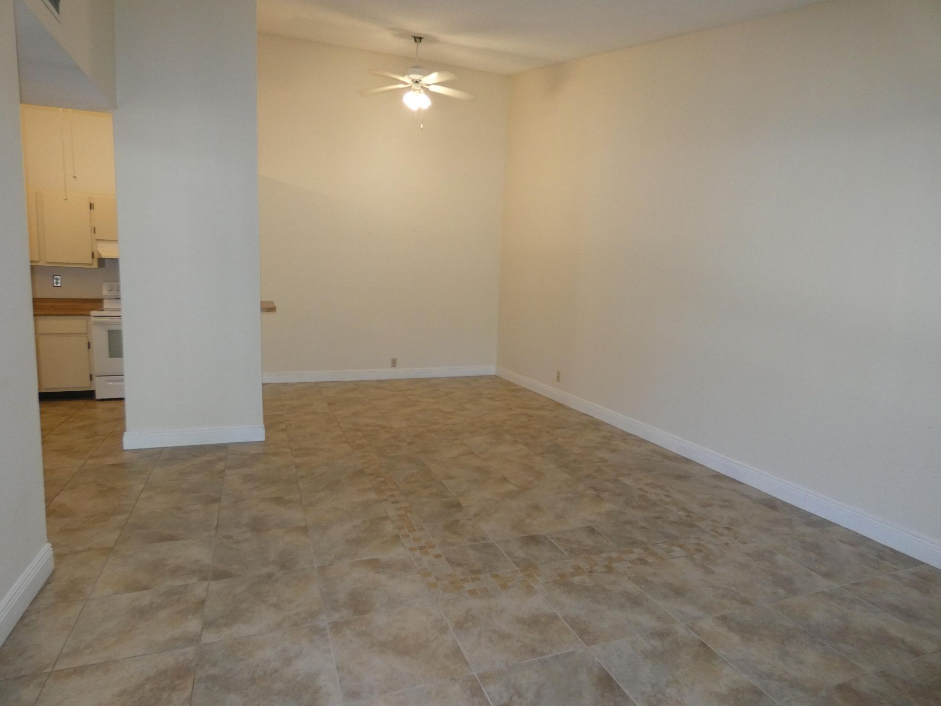 6495 SE Chasewood Drive, Unit E, Jupiter, FL 33458 Photo