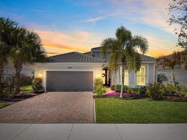 10009 SW Coral Tree Circle, Port St. Lucie, FL 34987