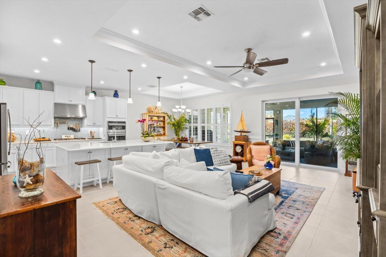 10009 SW Coral Tree Circle, Port Saint Lucie, FL 34987 Photo