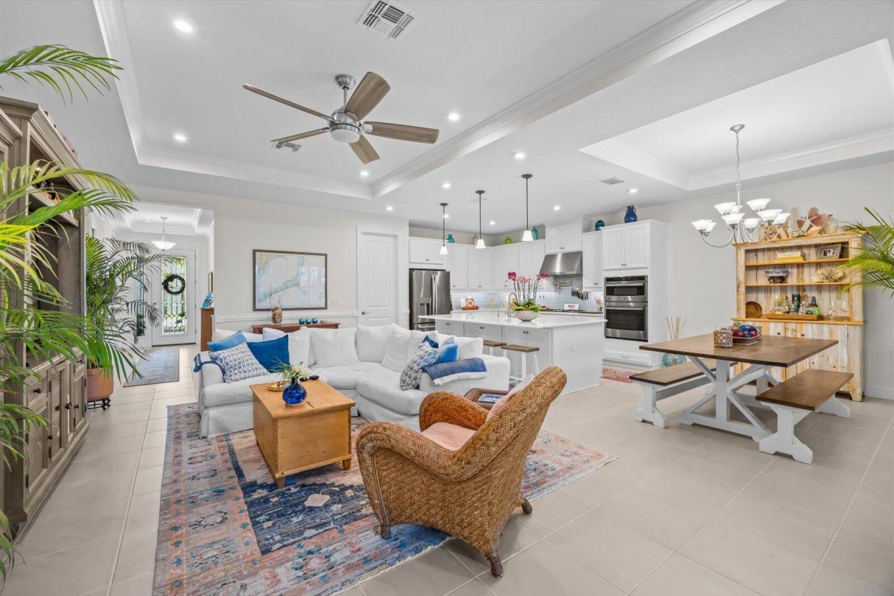 10009 SW Coral Tree Circle, Port Saint Lucie, FL 34987 Photo