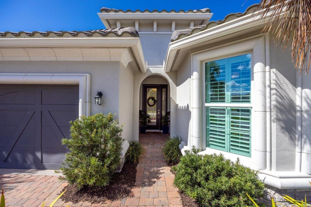 10009 SW Coral Tree Circle, Port Saint Lucie, FL 34987 Photo