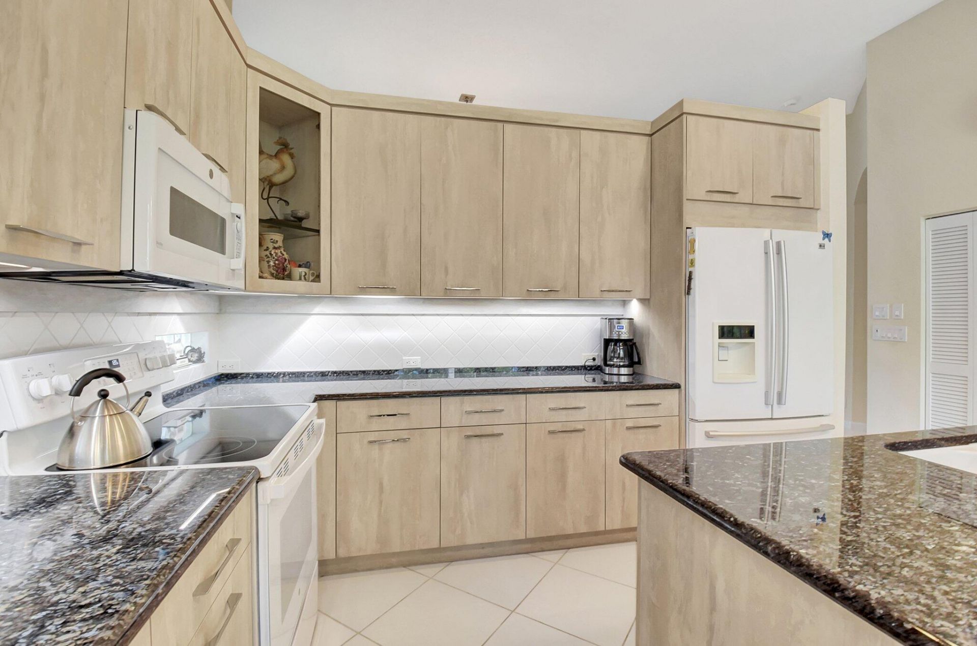 4022 Manchester Lake Drive, Lake Worth, FL 33449 Photo