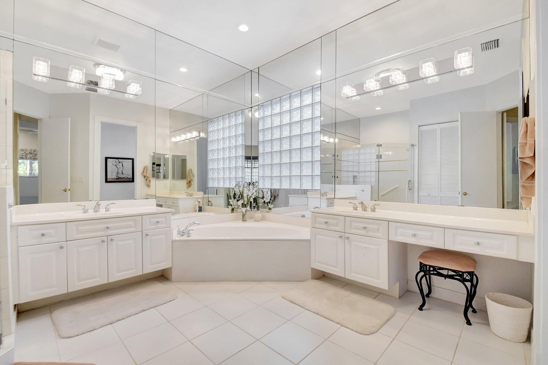 4022 Manchester Lake Drive, Lake Worth, FL 33449 Photo