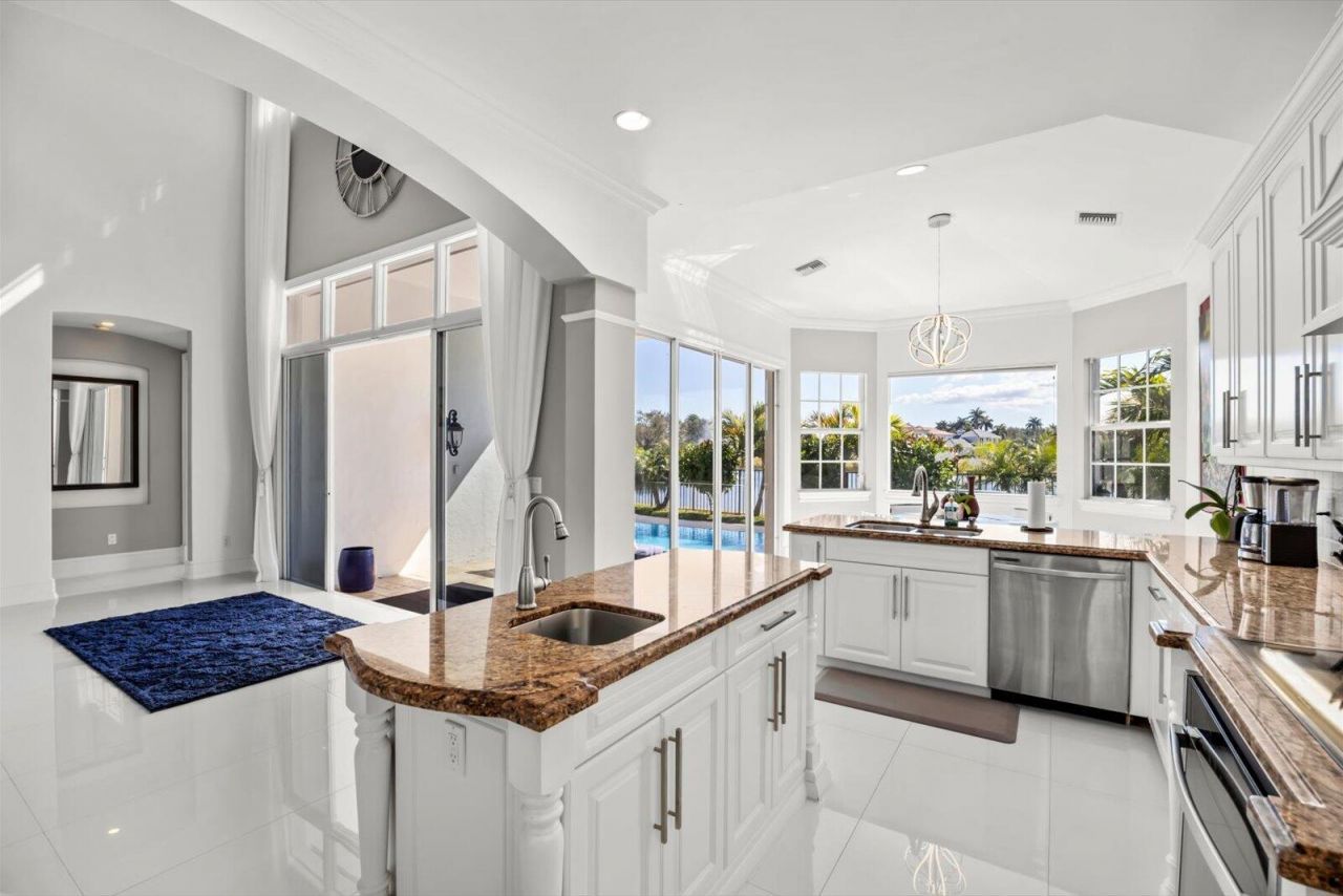 146 SE Bella Strano, Port Saint Lucie, FL 34984 Photo