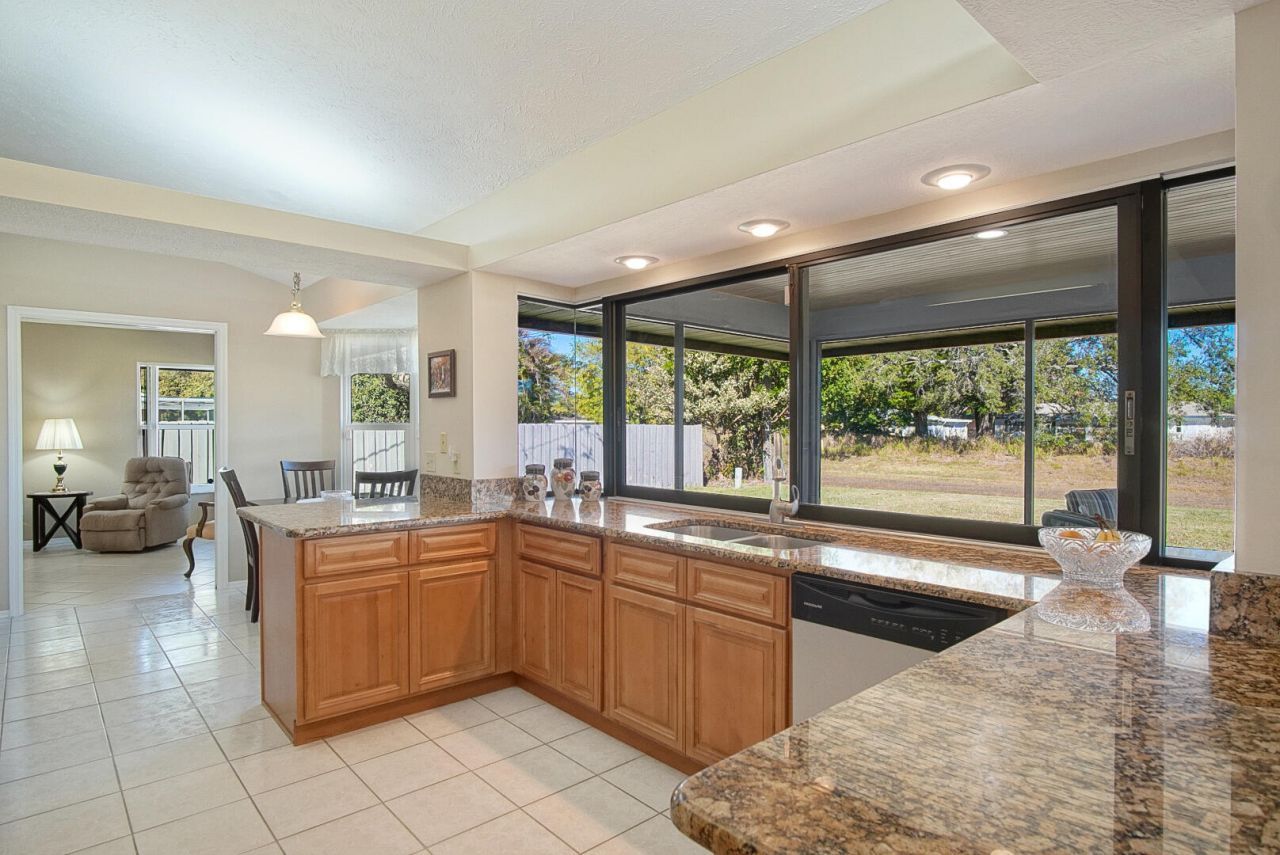 121 SE Lakehurst Drive, Port Saint Lucie, FL 34983 Photo