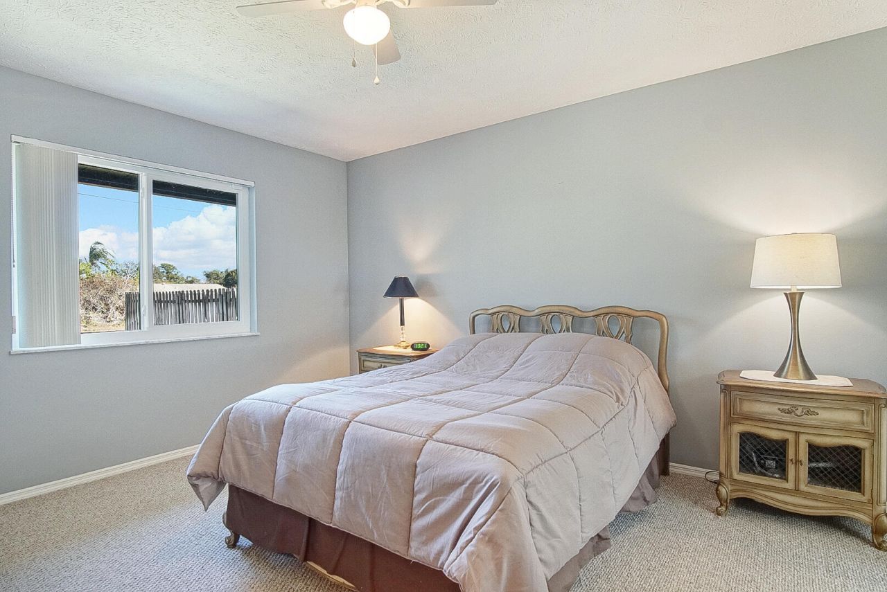 121 SE Lakehurst Drive, Port Saint Lucie, FL 34983 Photo