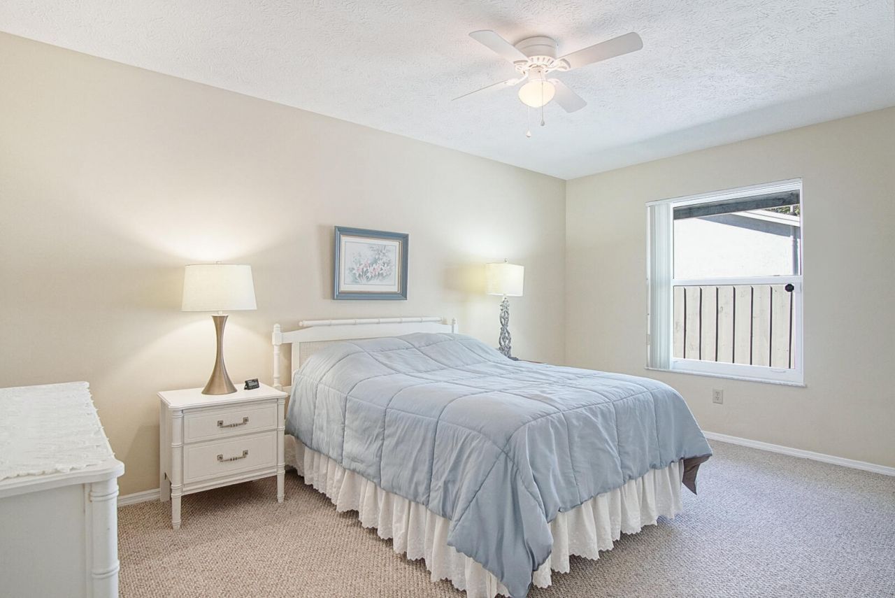 121 SE Lakehurst Drive, Port Saint Lucie, FL 34983 Photo