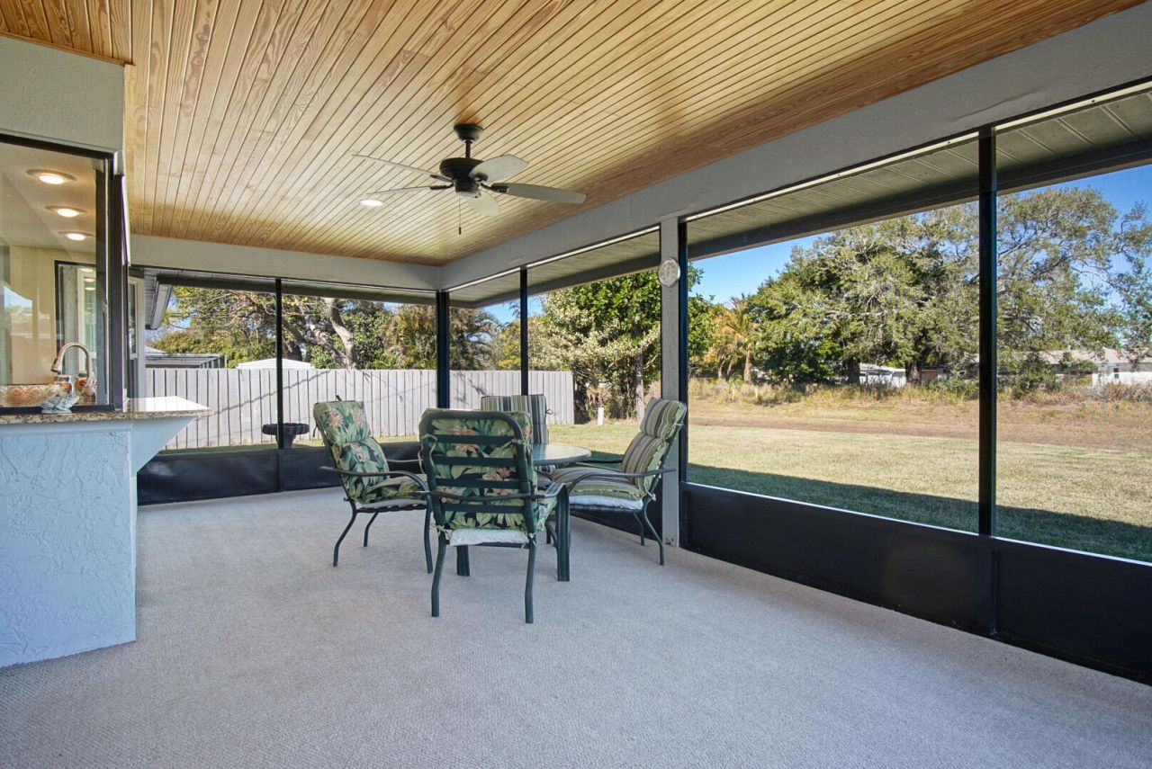 121 SE Lakehurst Drive, Port Saint Lucie, FL 34983 Photo