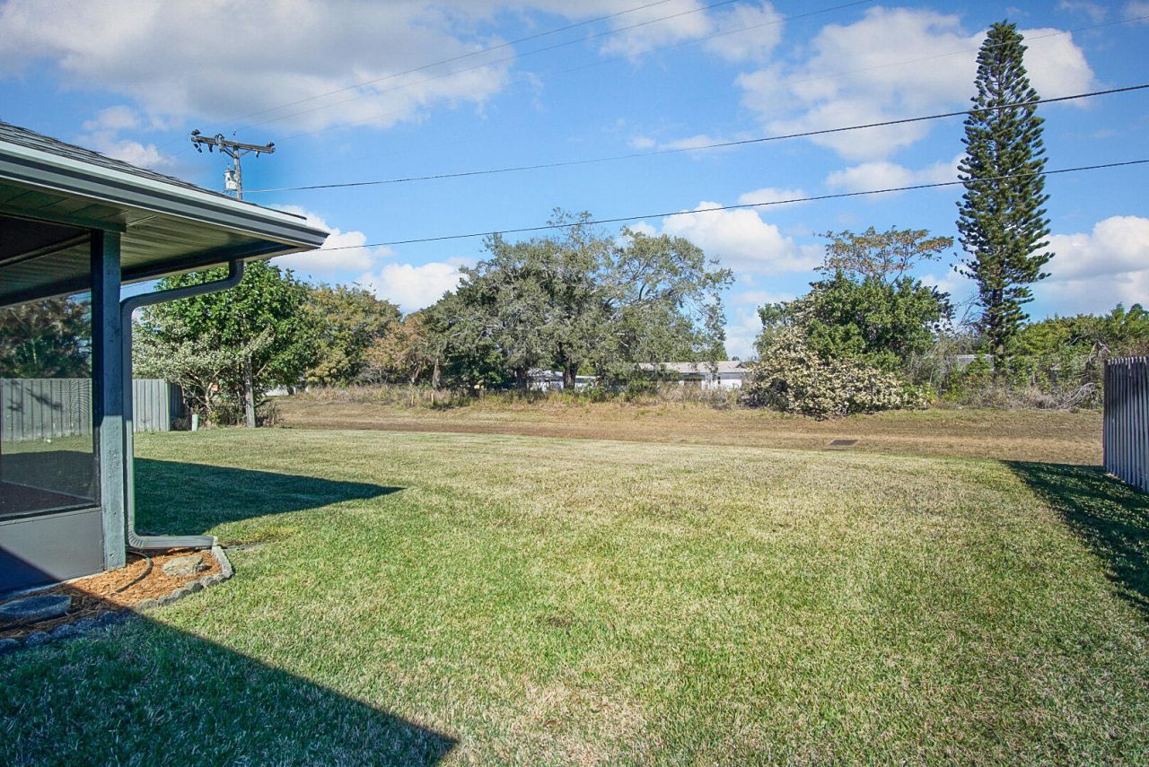 121 SE Lakehurst Drive, Port Saint Lucie, FL 34983 Photo