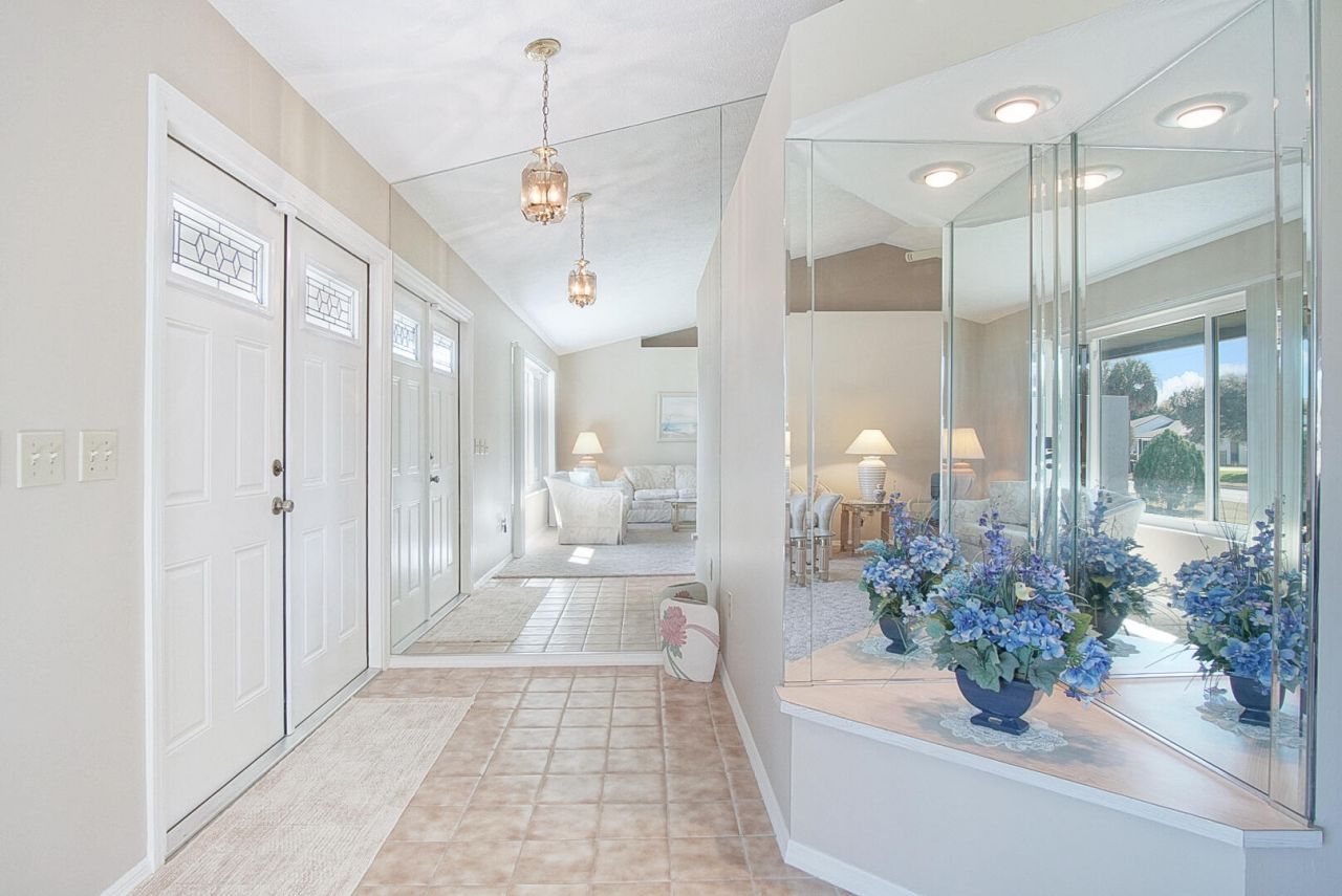 121 SE Lakehurst Drive, Port Saint Lucie, FL 34983 Photo