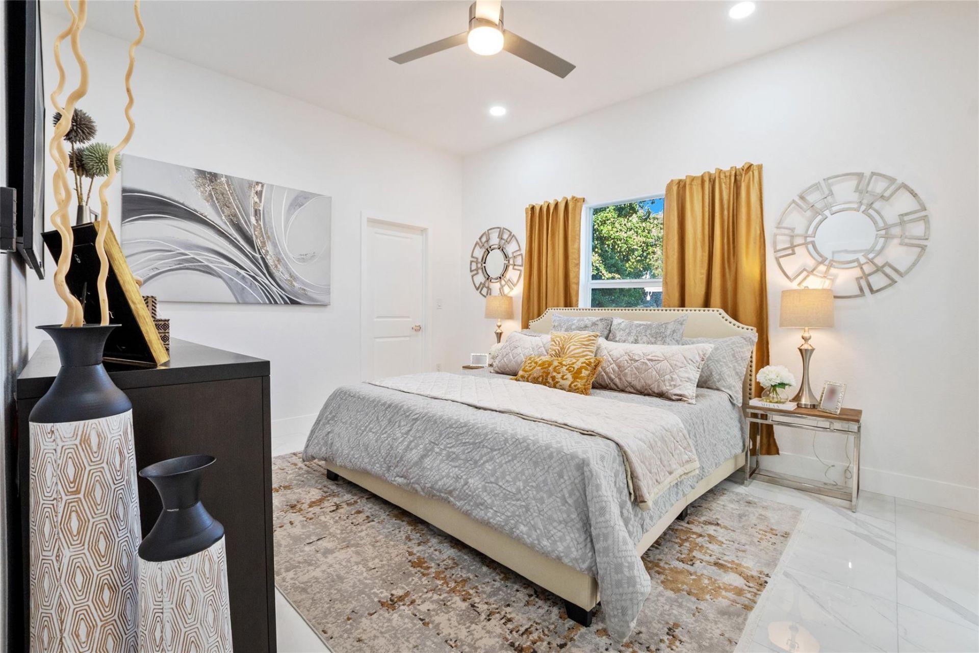 2407 NW 8 Street, Fort Lauderdale, FL 33311 Photo