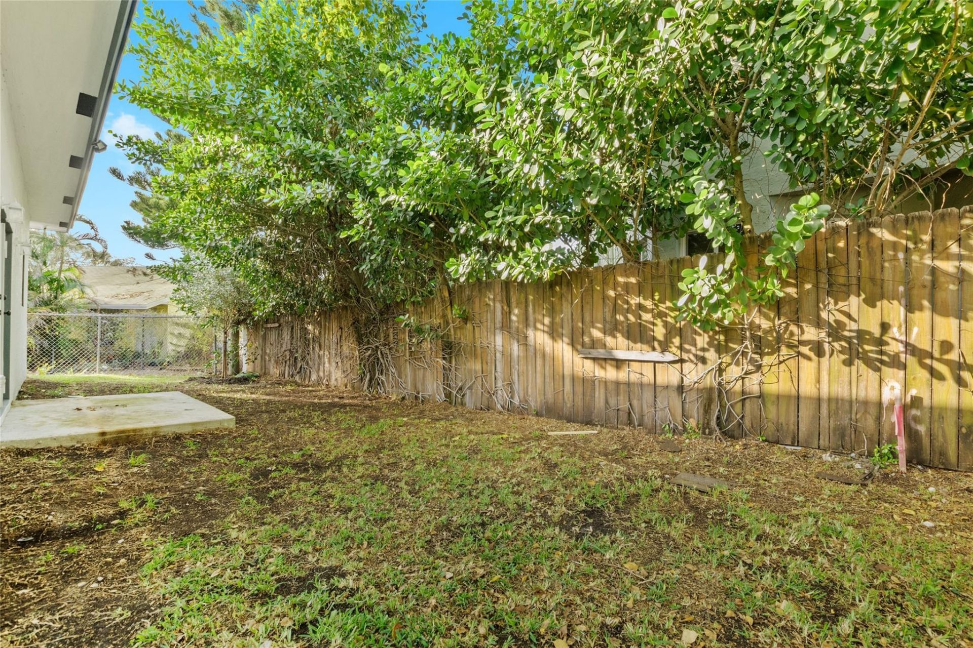 2407 NW 8 Street, Fort Lauderdale, FL 33311 Photo