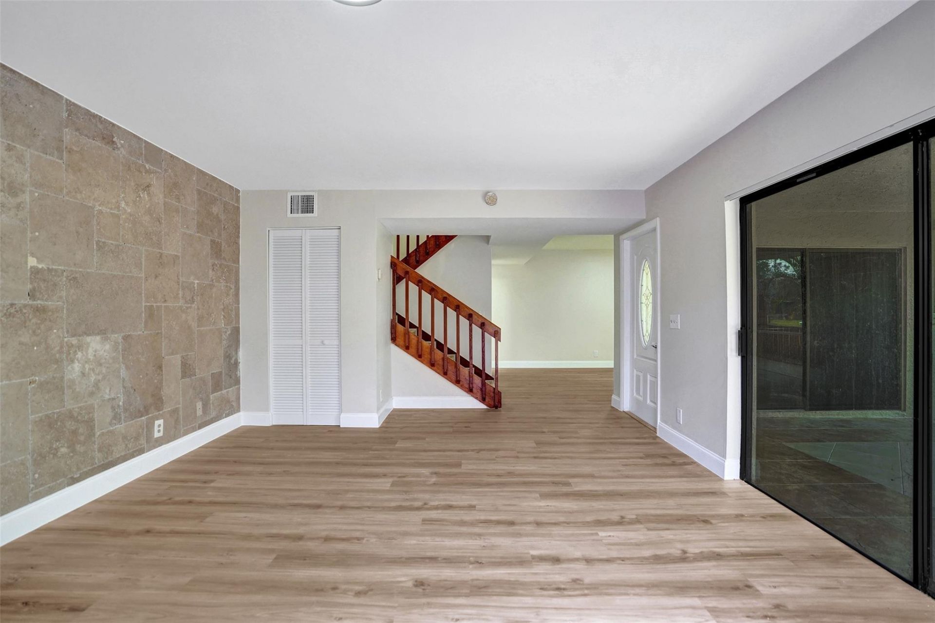 4872 NW 95th Avenue, Sunrise, FL 33351 Photo