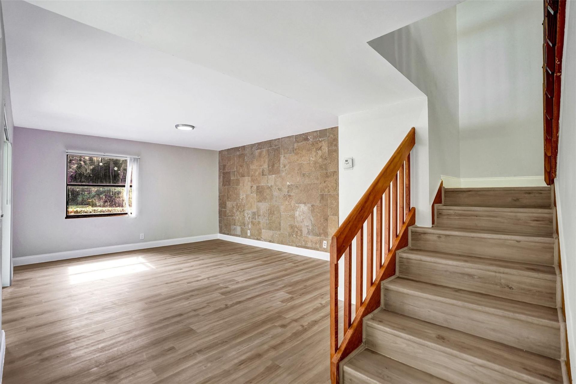 4872 NW 95th Avenue, Sunrise, FL 33351 Photo