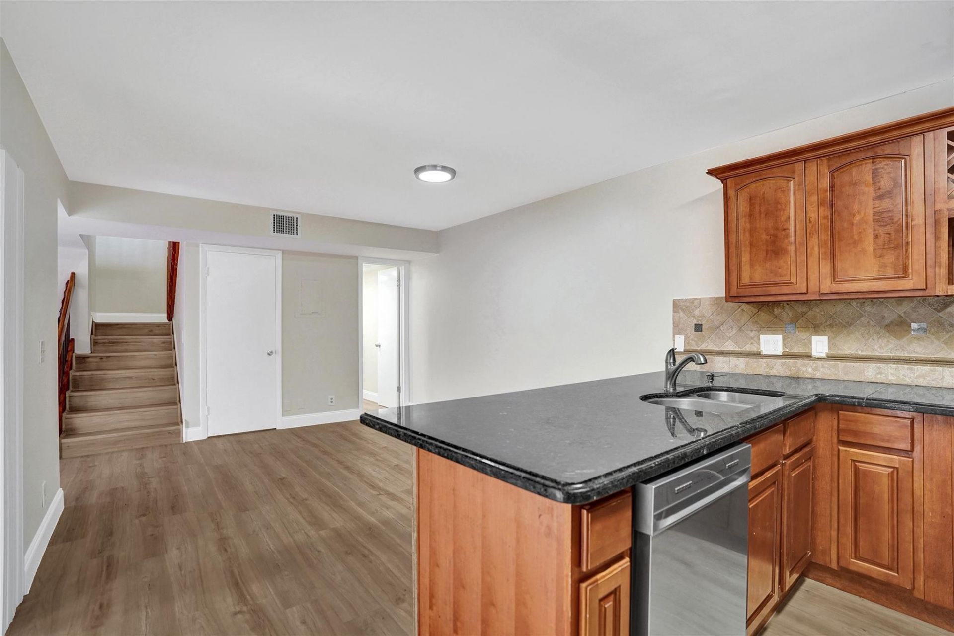 4872 NW 95th Avenue, Sunrise, FL 33351 Photo