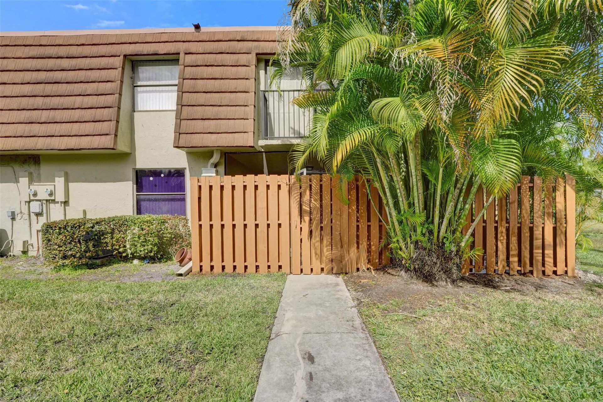 4872 NW 95th Avenue, Sunrise, FL 33351 Photo