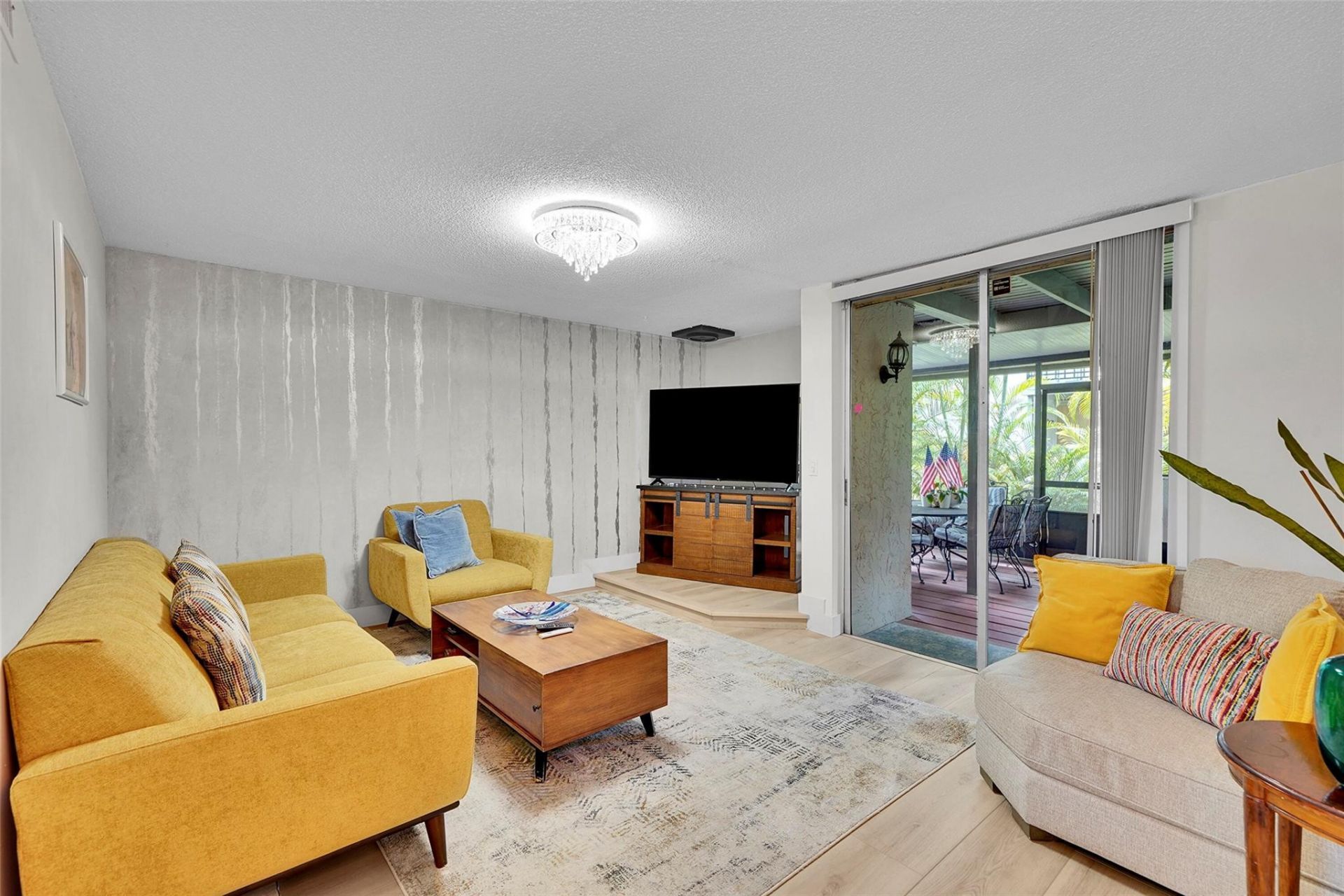 670 Kensington Place, Unit 5B, Wilton Manors, FL 33305 Photo