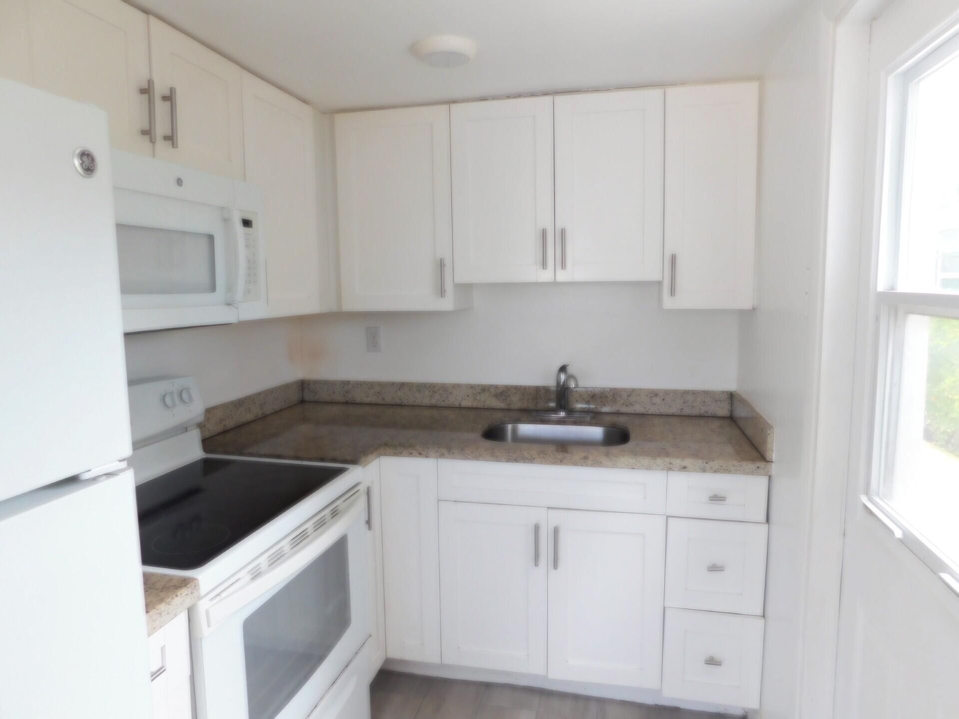 825 NE 6th Street, Unit 1-7, Fort Lauderdale, FL 33304 Photo